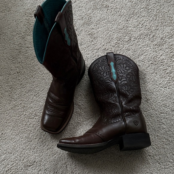 Ariat Women's Round Up Remuda Western Boots Dark Brown Sz 6.5 - Picture 2 of 16
